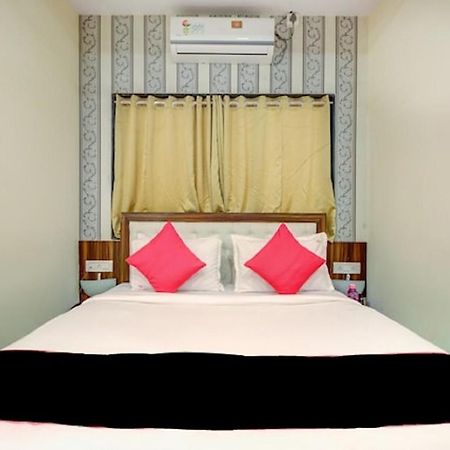 Hotel De Classico Juhu Bombay Esterno foto